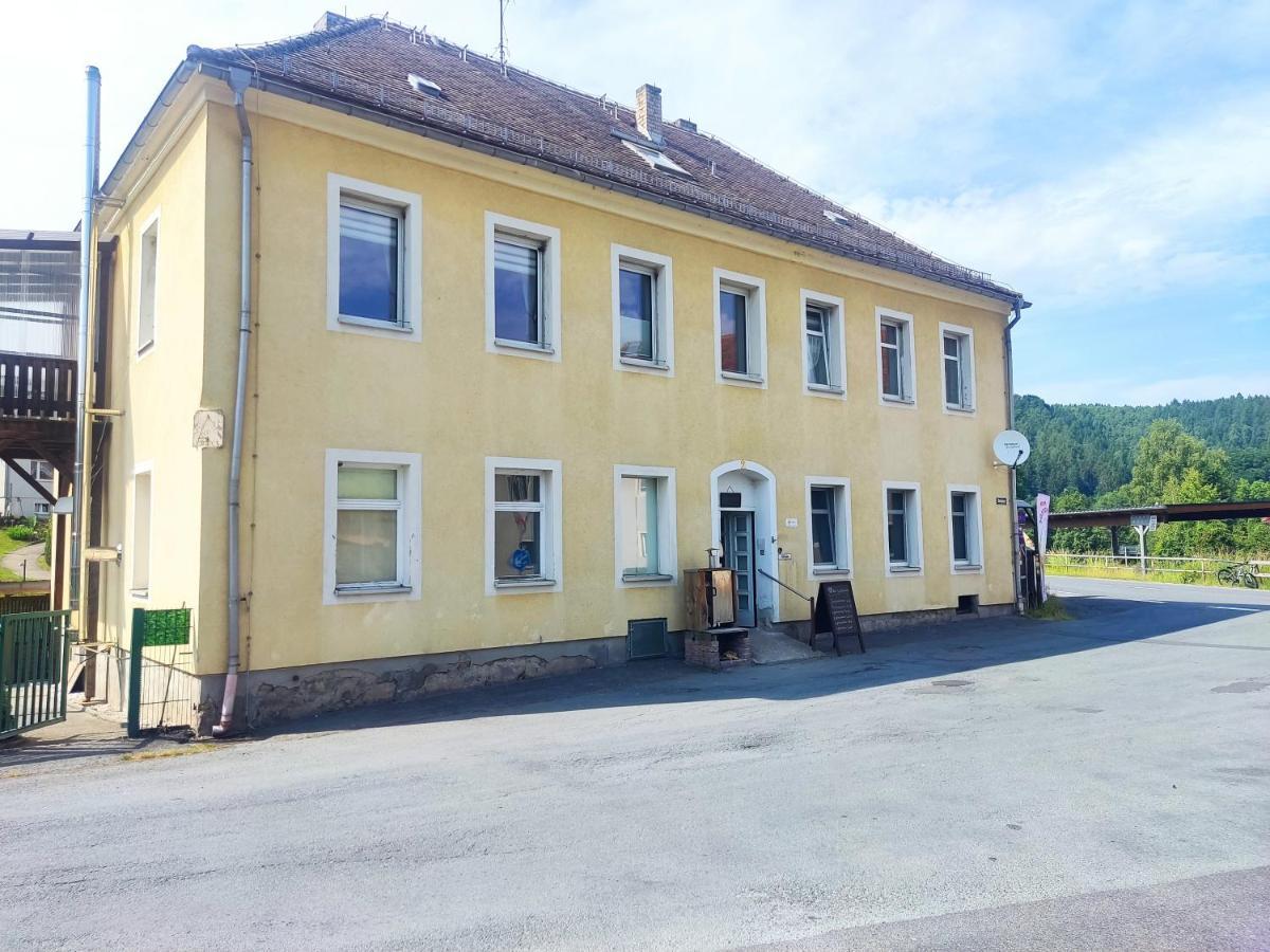 Ferienwohnung 2 Am Hofladen Hellendorf Bad Gottleuba-Berggiesshuebel Luaran gambar
