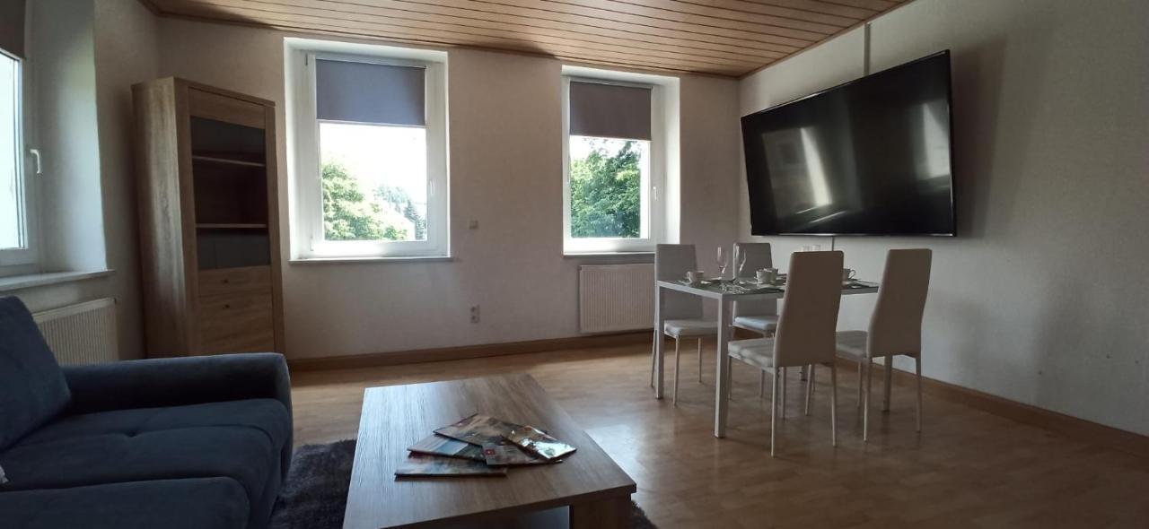 Ferienwohnung 2 Am Hofladen Hellendorf Bad Gottleuba-Berggiesshuebel Luaran gambar